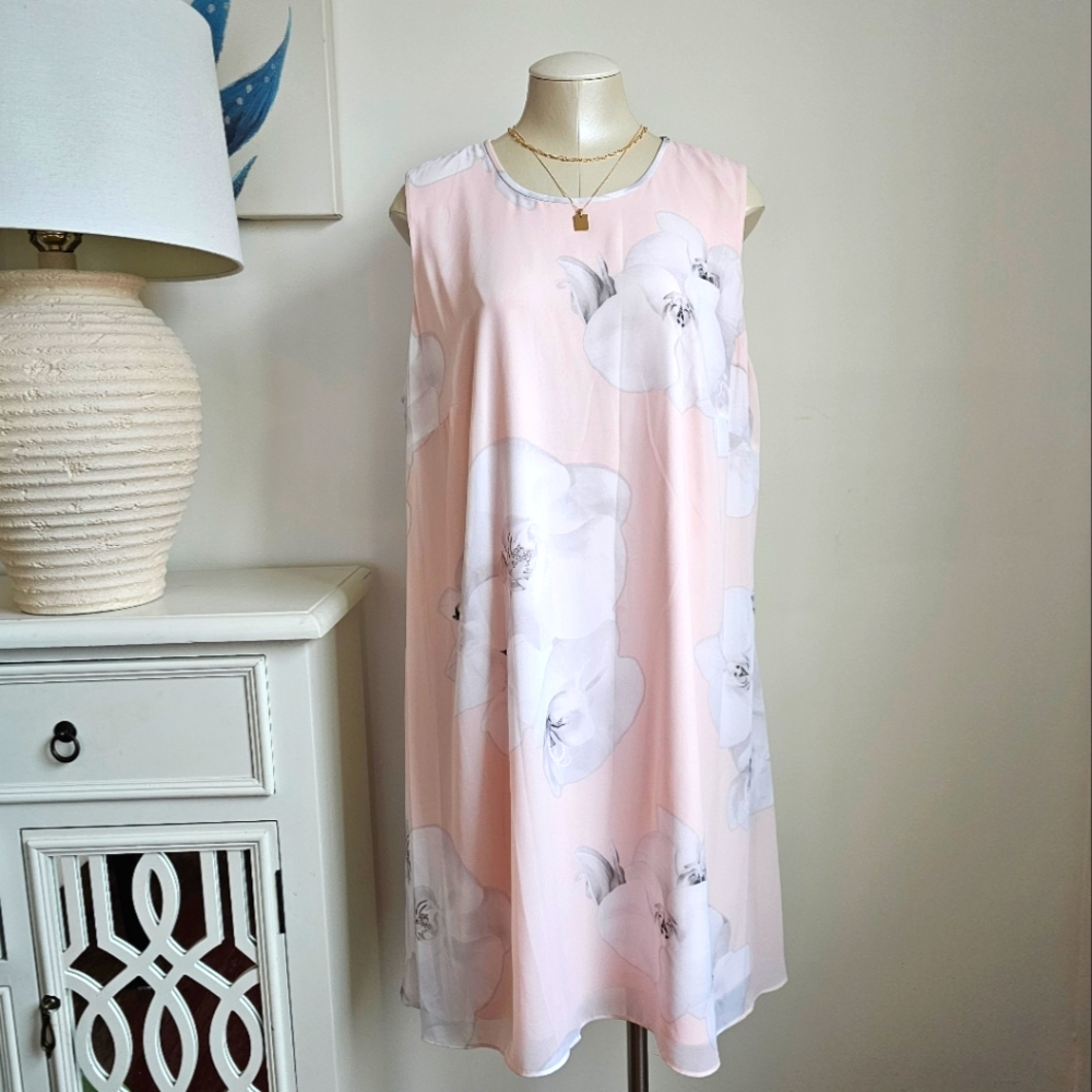 Calvin Klein Pink and White Floral Dress - Picture 5 of 11